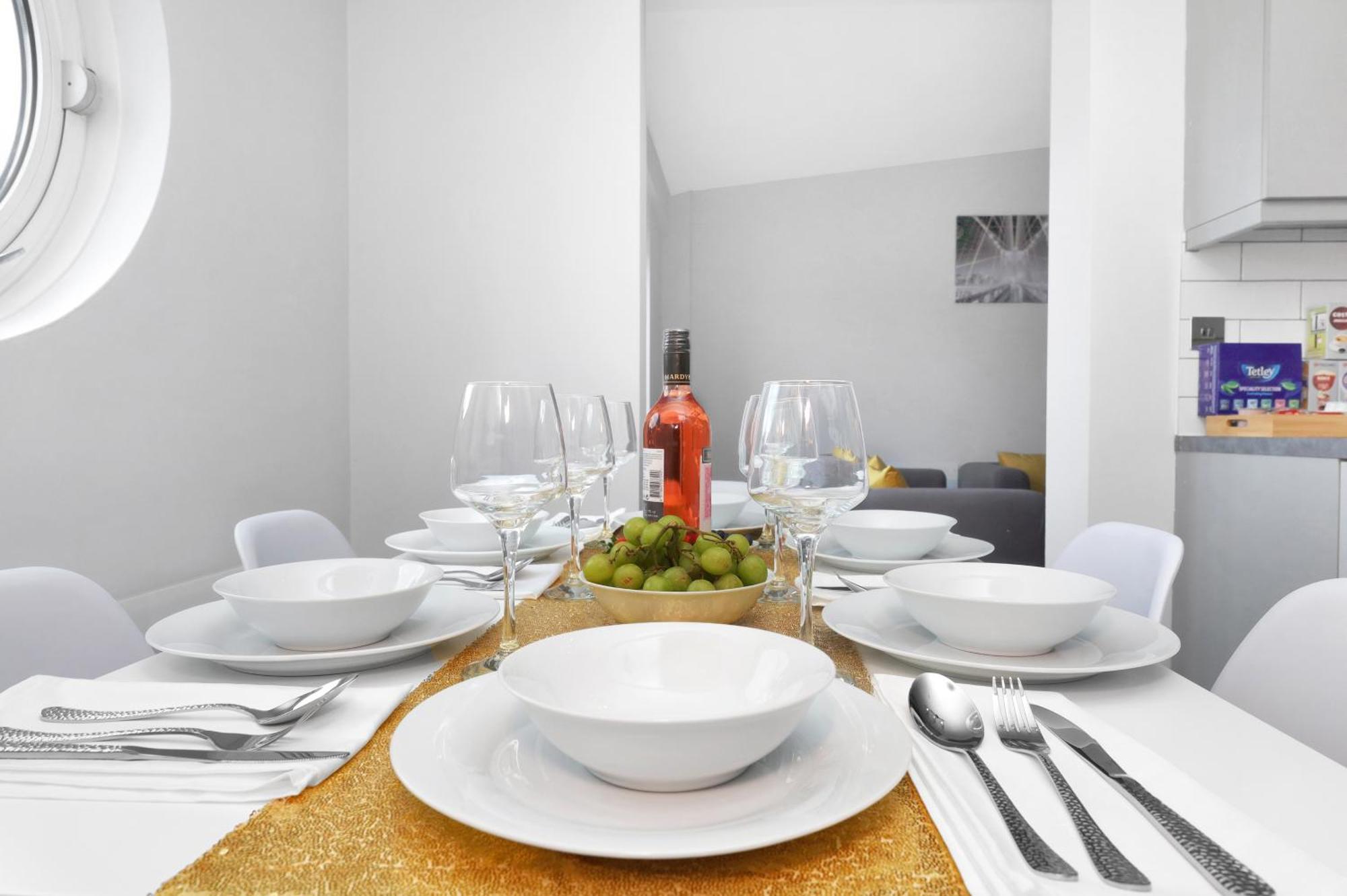 Waterside 4 Bed Apartment Londres Exterior foto